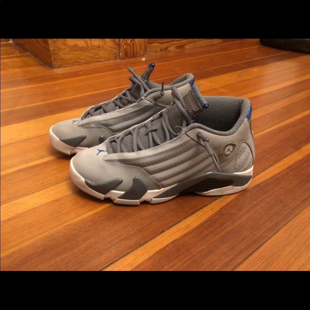 Sneaker - Picture 2 of 4